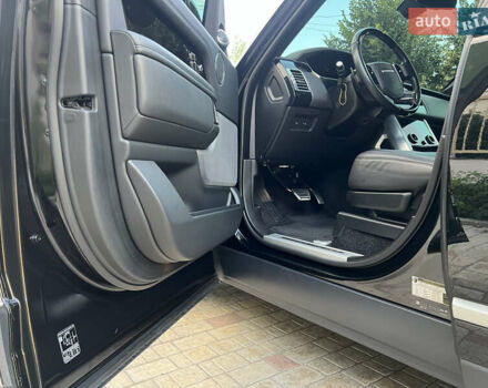 Черный Ленд Ровер Рендж Ровер, объемом двигателя 5 л и пробегом 77 тыс. км за 73499 $, фото 88 на Automoto.ua