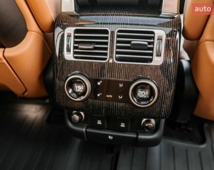Чорний Ленд Ровер Рендж Ровер, об'ємом двигуна 3 л та пробігом 54 тис. км за 115000 $, фото 103 на Automoto.ua