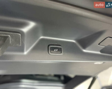 Ленд Ровер Рендж Ровер 2021 в Одессе на Automoto.ua Черный Ленд Ровер Рендж Ровер, объемом двигателя 3 л и пробегом 60 тыс. км за 79999 $, фото 44 на Automoto.ua