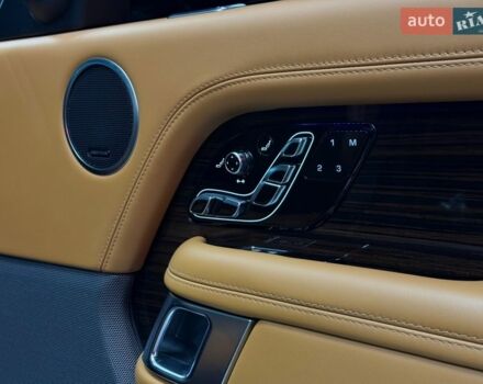 Черный Ленд Ровер Рендж Ровер, объемом двигателя 3 л и пробегом 49 тыс. км за 93500 $, фото 62 на Automoto.ua