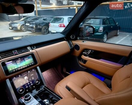 Черный Ленд Ровер Рендж Ровер, объемом двигателя 3 л и пробегом 69 тыс. км за 105000 $, фото 37 на Automoto.ua