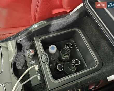 Ленд Ровер Рендж Ровер 2021 у Києві на Automoto.ua Чорний Ленд Ровер Рендж Ровер, об'ємом двигуна 3 л та пробігом 103 тис. км за 89999 $, фото 24 на Automoto.ua