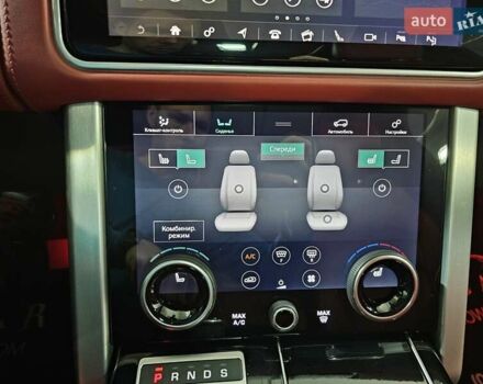 Ленд Ровер Рендж Ровер 2021 у Києві на Automoto.ua Чорний Ленд Ровер Рендж Ровер, об'ємом двигуна 3 л та пробігом 103 тис. км за 89999 $, фото 32 на Automoto.ua