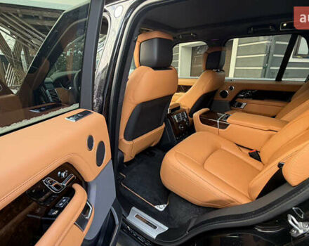 Чорний Ленд Ровер Рендж Ровер, об'ємом двигуна 3 л та пробігом 17 тис. км за 125000 $, фото 9 на Automoto.ua