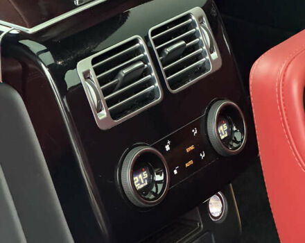 Черный Ленд Ровер Рендж Ровер, объемом двигателя 3 л и пробегом 105 тыс. км за 84000 $, фото 21 на Automoto.ua