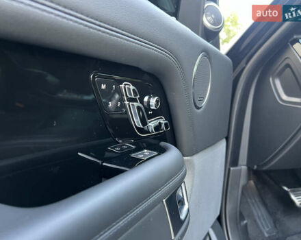 Черный Ленд Ровер Рендж Ровер, объемом двигателя 5 л и пробегом 77 тыс. км за 73499 $, фото 96 на Automoto.ua