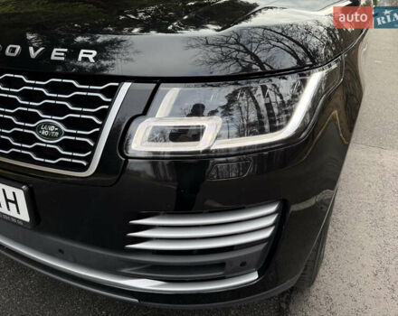 Чорний Ленд Ровер Рендж Ровер, об'ємом двигуна 3 л та пробігом 110 тис. км за 110000 $, фото 9 на Automoto.ua