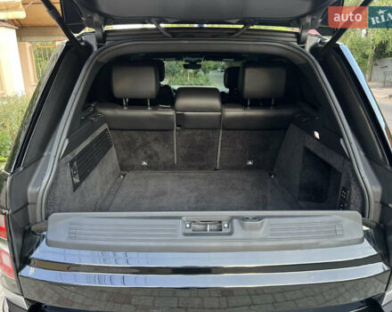 Черный Ленд Ровер Рендж Ровер, объемом двигателя 5 л и пробегом 77 тыс. км за 73499 $, фото 70 на Automoto.ua