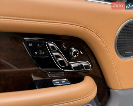 Чорний Ленд Ровер Рендж Ровер, об'ємом двигуна 3 л та пробігом 40 тис. км за 115000 $, фото 28 на Automoto.ua