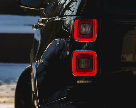 Черный Ленд Ровер Рендж Ровер, объемом двигателя 5 л и пробегом 109 тыс. км за 135000 $, фото 10 на Automoto.ua