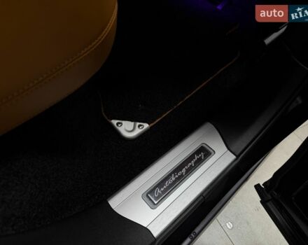 Черный Ленд Ровер Рендж Ровер, объемом двигателя 3 л и пробегом 49 тыс. км за 93500 $, фото 60 на Automoto.ua