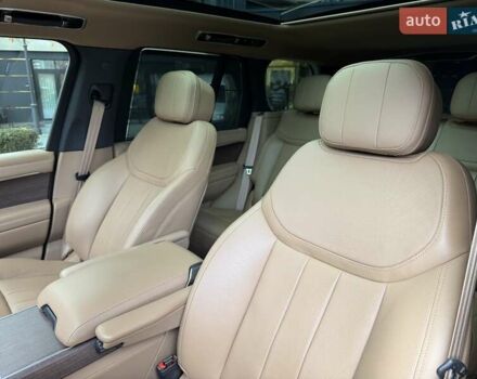 Ленд Ровер Рендж Ровер 2022 в Киеве на Automoto.ua Черный Ленд Ровер Рендж Ровер, объемом двигателя 3 л и пробегом 38 тыс. км за 149900 $, фото 13 на Automoto.ua