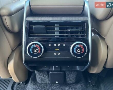 Черный Ленд Ровер Рендж Ровер, объемом двигателя 3 л и пробегом 94 тыс. км за 132900 $, фото 31 на Automoto.ua