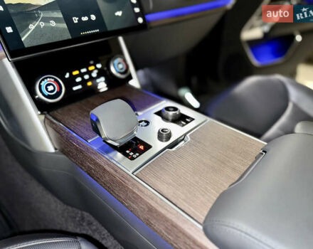 Черный Ленд Ровер Рендж Ровер, объемом двигателя 4.4 л и пробегом 37 тыс. км за 164000 $, фото 24 на Automoto.ua