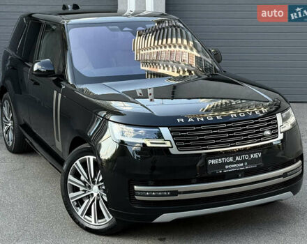 Ленд Ровер Рендж Ровер 2022 в Киеве на Automoto.ua Черный Ленд Ровер Рендж Ровер, объемом двигателя 3 л и пробегом 49 тыс. км за 150000 $, фото 1 на Automoto.ua