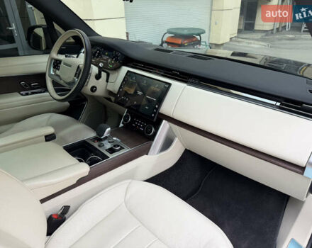 Черный Ленд Ровер Рендж Ровер, объемом двигателя 3 л и пробегом 82 тыс. км за 147000 $, фото 6 на Automoto.ua
