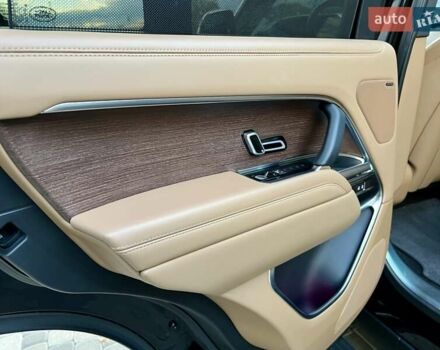 Ленд Ровер Рендж Ровер 2022 в Киеве на Automoto.ua Черный Ленд Ровер Рендж Ровер, объемом двигателя 3 л и пробегом 52 тыс. км за 153900 $, фото 32 на Automoto.ua