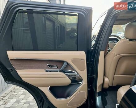 Ленд Ровер Рендж Ровер 2022 в Киеве на Automoto.ua Черный Ленд Ровер Рендж Ровер, объемом двигателя 3 л и пробегом 52 тыс. км за 153900 $, фото 30 на Automoto.ua