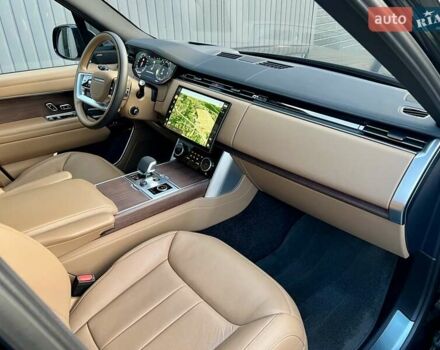 Ленд Ровер Рендж Ровер 2022 в Киеве на Automoto.ua Черный Ленд Ровер Рендж Ровер, объемом двигателя 3 л и пробегом 52 тыс. км за 153900 $, фото 70 на Automoto.ua