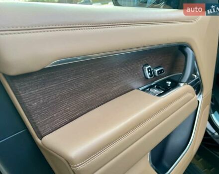 Ленд Ровер Рендж Ровер 2022 в Киеве на Automoto.ua Черный Ленд Ровер Рендж Ровер, объемом двигателя 3 л и пробегом 52 тыс. км за 153900 $, фото 15 на Automoto.ua