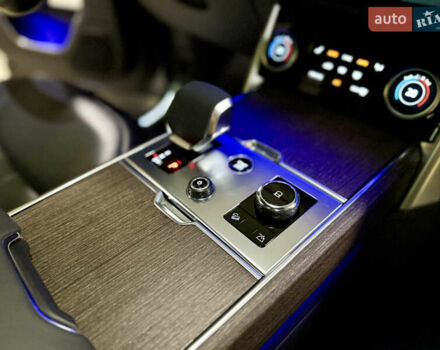 Чорний Ленд Ровер Рендж Ровер, об'ємом двигуна 4.4 л та пробігом 36 тис. км за 165000 $, фото 48 на Automoto.ua