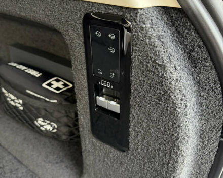 Черный Ленд Ровер Рендж Ровер, объемом двигателя 3 л и пробегом 82 тыс. км за 147000 $, фото 16 на Automoto.ua