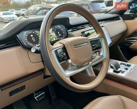 Ленд Ровер Рендж Ровер 2022 в Киеве на Automoto.ua Черный Ленд Ровер Рендж Ровер, объемом двигателя 3 л и пробегом 52 тыс. км за 153900 $, фото 20 на Automoto.ua