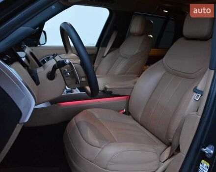 Черный Ленд Ровер Рендж Ровер, объемом двигателя 3 л и пробегом 53 тыс. км за 156000 $, фото 3 на Automoto.ua