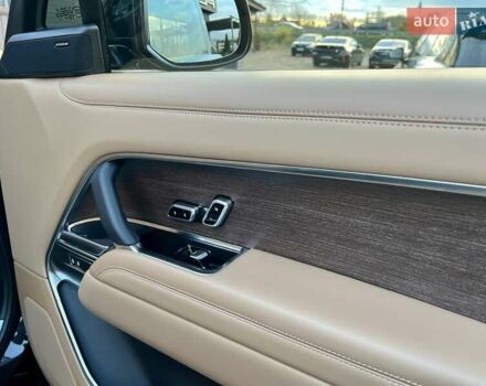 Ленд Ровер Рендж Ровер 2022 в Киеве на Automoto.ua Черный Ленд Ровер Рендж Ровер, объемом двигателя 3 л и пробегом 52 тыс. км за 153900 $, фото 61 на Automoto.ua