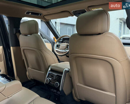 Черный Ленд Ровер Рендж Ровер, объемом двигателя 3 л и пробегом 49 тыс. км за 150000 $, фото 47 на Automoto.ua