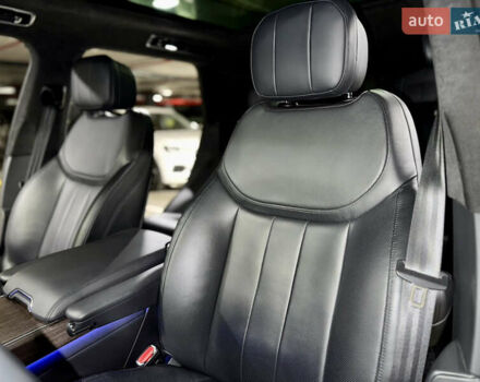 Чорний Ленд Ровер Рендж Ровер, об'ємом двигуна 4.4 л та пробігом 36 тис. км за 165000 $, фото 22 на Automoto.ua