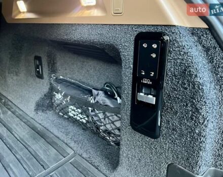Ленд Ровер Рендж Ровер 2022 в Киеве на Automoto.ua Черный Ленд Ровер Рендж Ровер, объемом двигателя 3 л и пробегом 52 тыс. км за 153900 $, фото 46 на Automoto.ua
