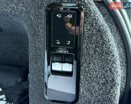 Черный Ленд Ровер Рендж Ровер, объемом двигателя 3 л и пробегом 49 тыс. км за 158000 $, фото 96 на Automoto.ua