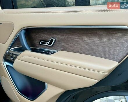 Ленд Ровер Рендж Ровер 2022 в Киеве на Automoto.ua Черный Ленд Ровер Рендж Ровер, объемом двигателя 3 л и пробегом 52 тыс. км за 153900 $, фото 53 на Automoto.ua