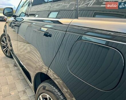 Ленд Ровер Рендж Ровер 2022 в Киеве на Automoto.ua Черный Ленд Ровер Рендж Ровер, объемом двигателя 3 л и пробегом 52 тыс. км за 153900 $, фото 94 на Automoto.ua