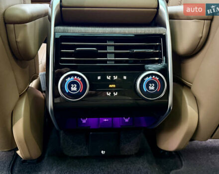 Чорний Ленд Ровер Рендж Ровер, об'ємом двигуна 3 л та пробігом 72 тис. км за 157000 $, фото 37 на Automoto.ua