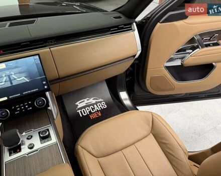 Ленд Ровер Рендж Ровер 2022 в Киеве на Automoto.ua Черный Ленд Ровер Рендж Ровер, объемом двигателя 3 л и пробегом 61 тыс. км за 148700 $, фото 48 на Automoto.ua