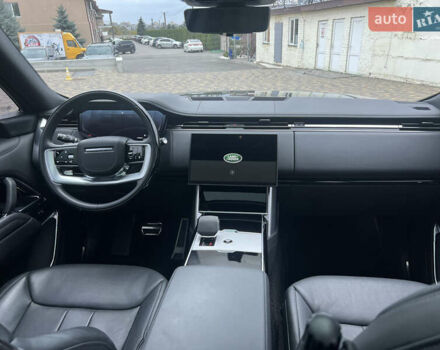 Ленд Ровер Рендж Ровер 2023 в Днепре (Днепропетровске) на Automoto.ua Черный Ленд Ровер Рендж Ровер, объемом двигателя 4.4 л и пробегом 20 тыс. км за 165000 $, фото 18 на Automoto.ua