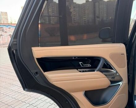 Чорний Ленд Ровер Рендж Ровер, об'ємом двигуна 3 л та пробігом 40 тис. км за 173000 $, фото 4 на Automoto.ua