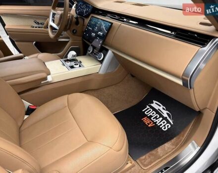 Черный Ленд Ровер Рендж Ровер, объемом двигателя 3 л и пробегом 32 тыс. км за 255000 $, фото 83 на Automoto.ua