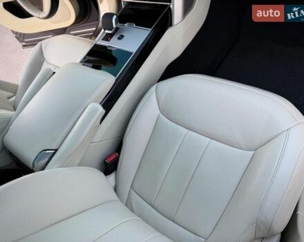 Чорний Ленд Ровер Рендж Ровер, об'ємом двигуна 3 л та пробігом 9 тис. км за 179900 $, фото 54 на Automoto.ua