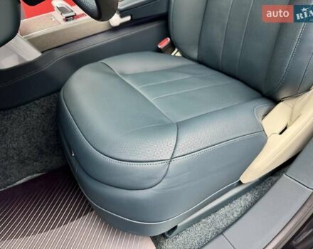 Чорний Ленд Ровер Рендж Ровер, об'ємом двигуна 4.4 л та пробігом 34 тис. км за 268000 $, фото 29 на Automoto.ua