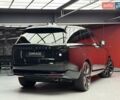 Ленд Ровер Рендж Ровер 2023 в Киеве на Automoto.ua Черный Ленд Ровер Рендж Ровер, объемом двигателя 4.4 л и пробегом 33 тыс. км за 278800 $, фото 16 на Automoto.ua