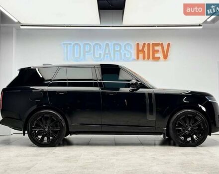 Ленд Ровер Рендж Ровер 2023 в Киеве на Automoto.ua Черный Ленд Ровер Рендж Ровер, объемом двигателя 3 л и пробегом 29 тыс. км за 187800 $, фото 11 на Automoto.ua