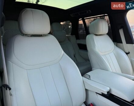 Чорний Ленд Ровер Рендж Ровер, об'ємом двигуна 3 л та пробігом 9 тис. км за 179900 $, фото 59 на Automoto.ua