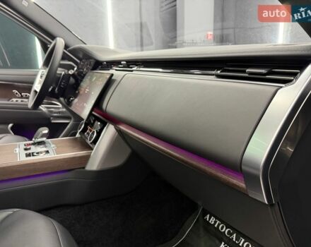 Черный Ленд Ровер Рендж Ровер, объемом двигателя 4.39 л и пробегом 46 тыс. км за 174000 $, фото 67 на Automoto.ua