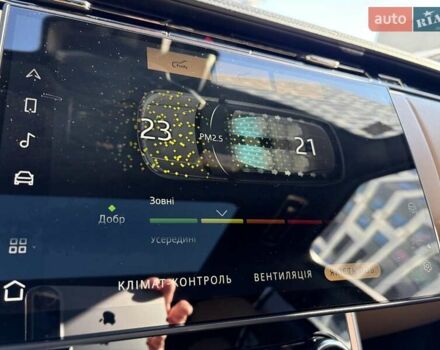 Чорний Ленд Ровер Рендж Ровер, об'ємом двигуна 3 л та пробігом 40 тис. км за 175333 $, фото 8 на Automoto.ua