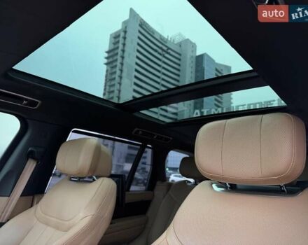 Черный Ленд Ровер Рендж Ровер, объемом двигателя 4.39 л и пробегом 67 тыс. км за 185000 $, фото 87 на Automoto.ua