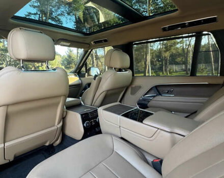 Чорний Ленд Ровер Рендж Ровер, об'ємом двигуна 4.39 л та пробігом 74 тис. км за 182000 $, фото 8 на Automoto.ua