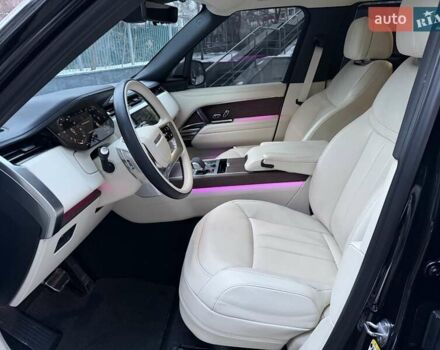 Черный Ленд Ровер Рендж Ровер, объемом двигателя 4.39 л и пробегом 20 тыс. км за 200000 $, фото 10 на Automoto.ua